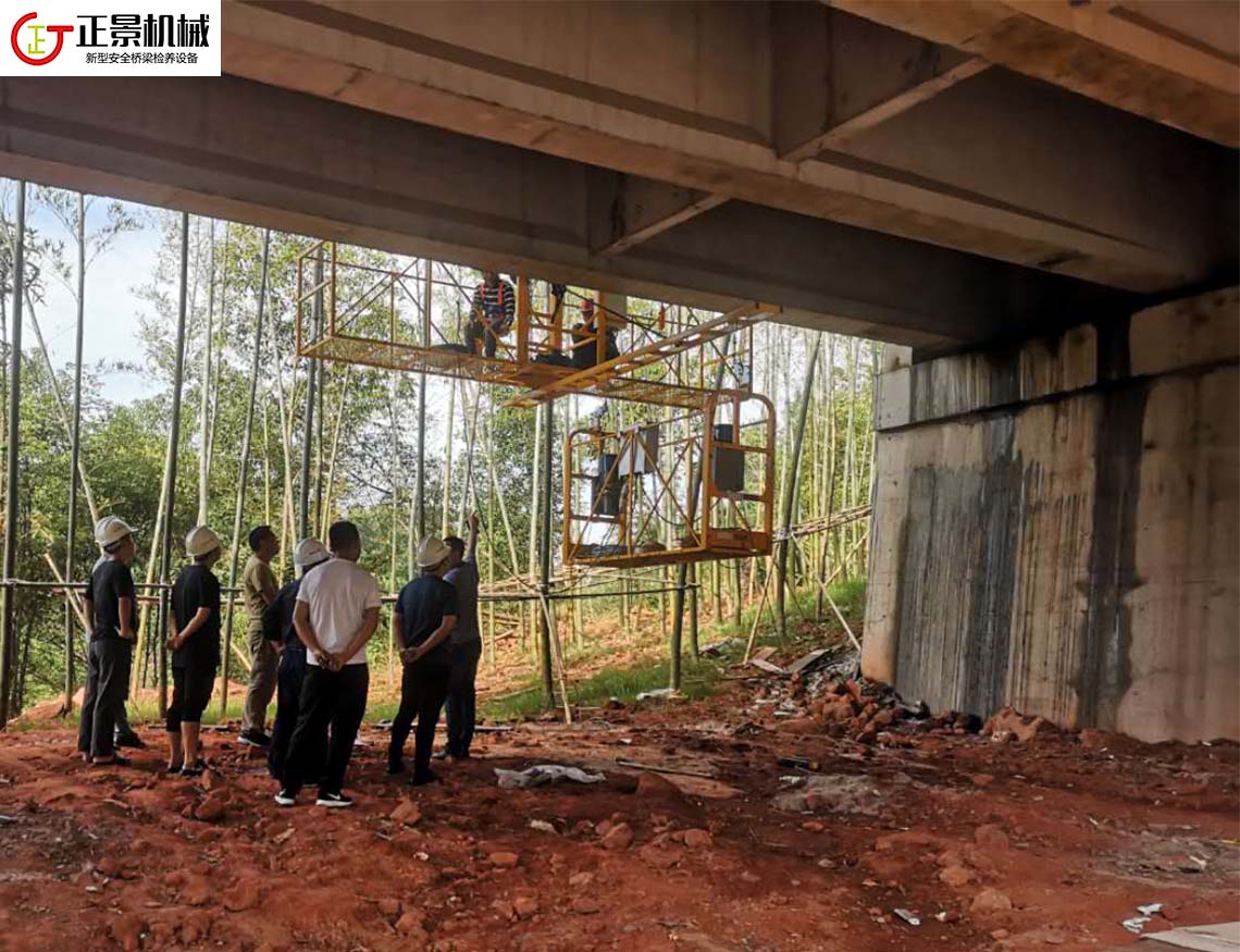 橋梁排水管安裝車