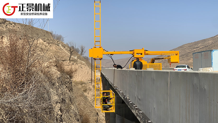 橋梁外側(cè)施工臺車